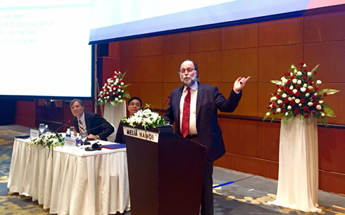 Политика обновления и преодоление трудностей во имя устойчивого развития страны